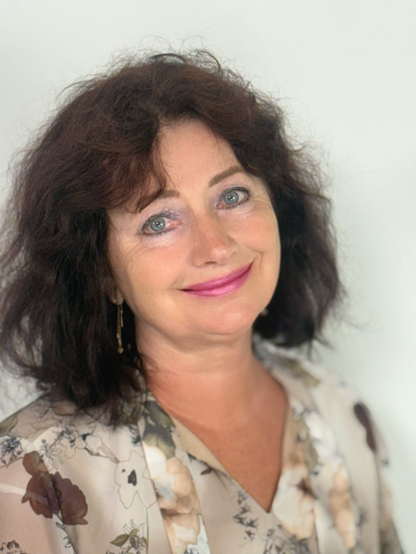 Окольничникова Римма Ивановна.